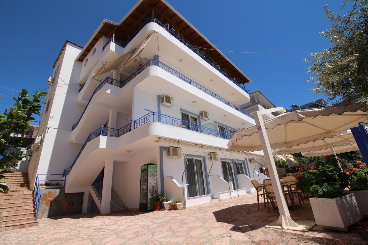 Murati Suites Sarande Bagian luar foto