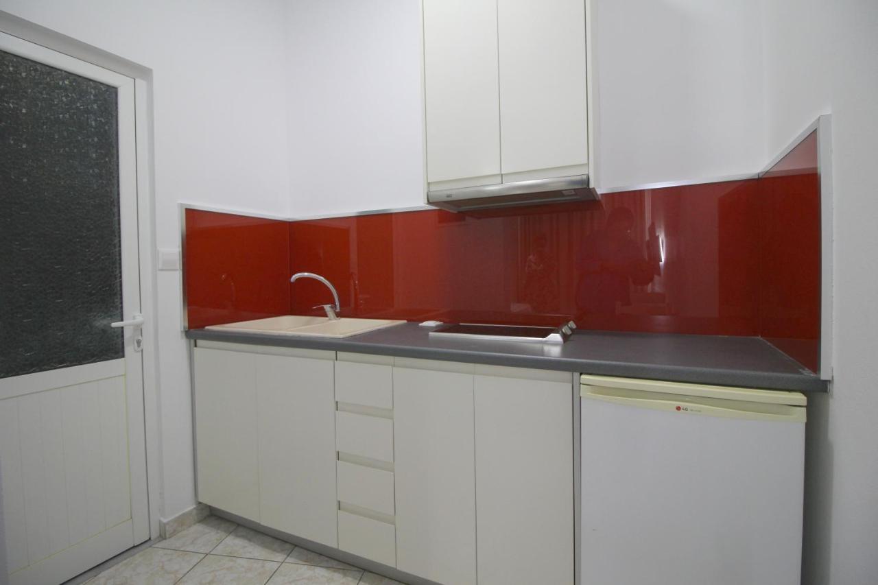 Murati Suites Sarande Bagian luar foto