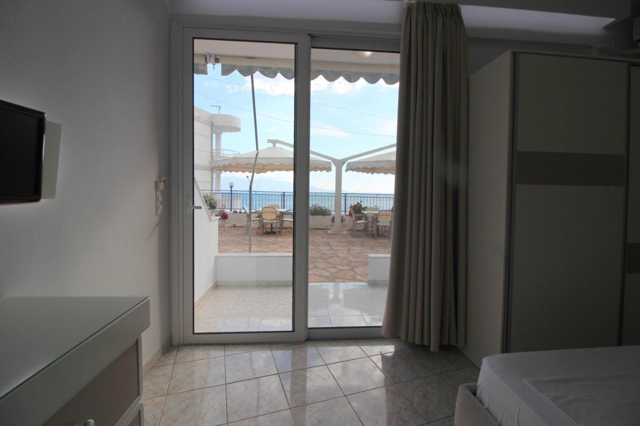 Murati Suites Sarande Bagian luar foto