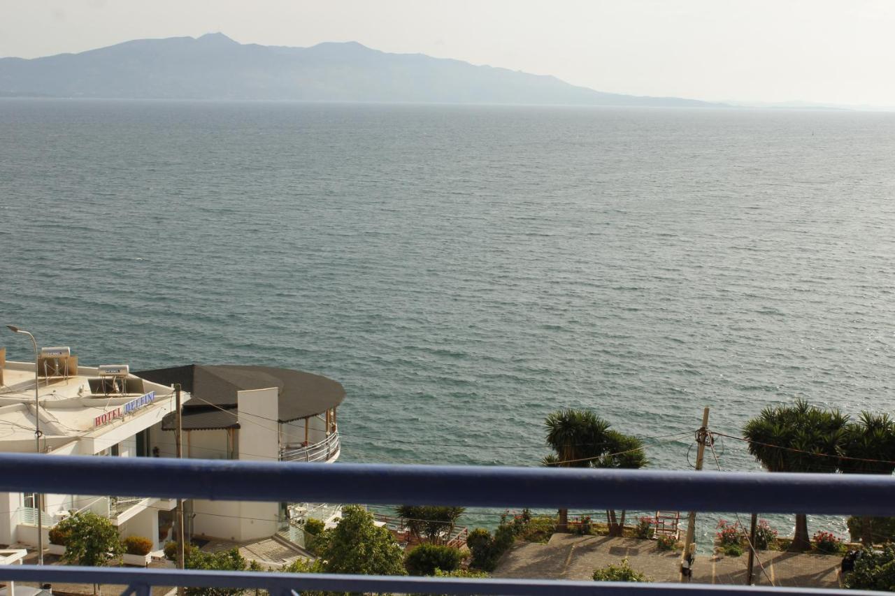 Murati Suites Sarande Bagian luar foto