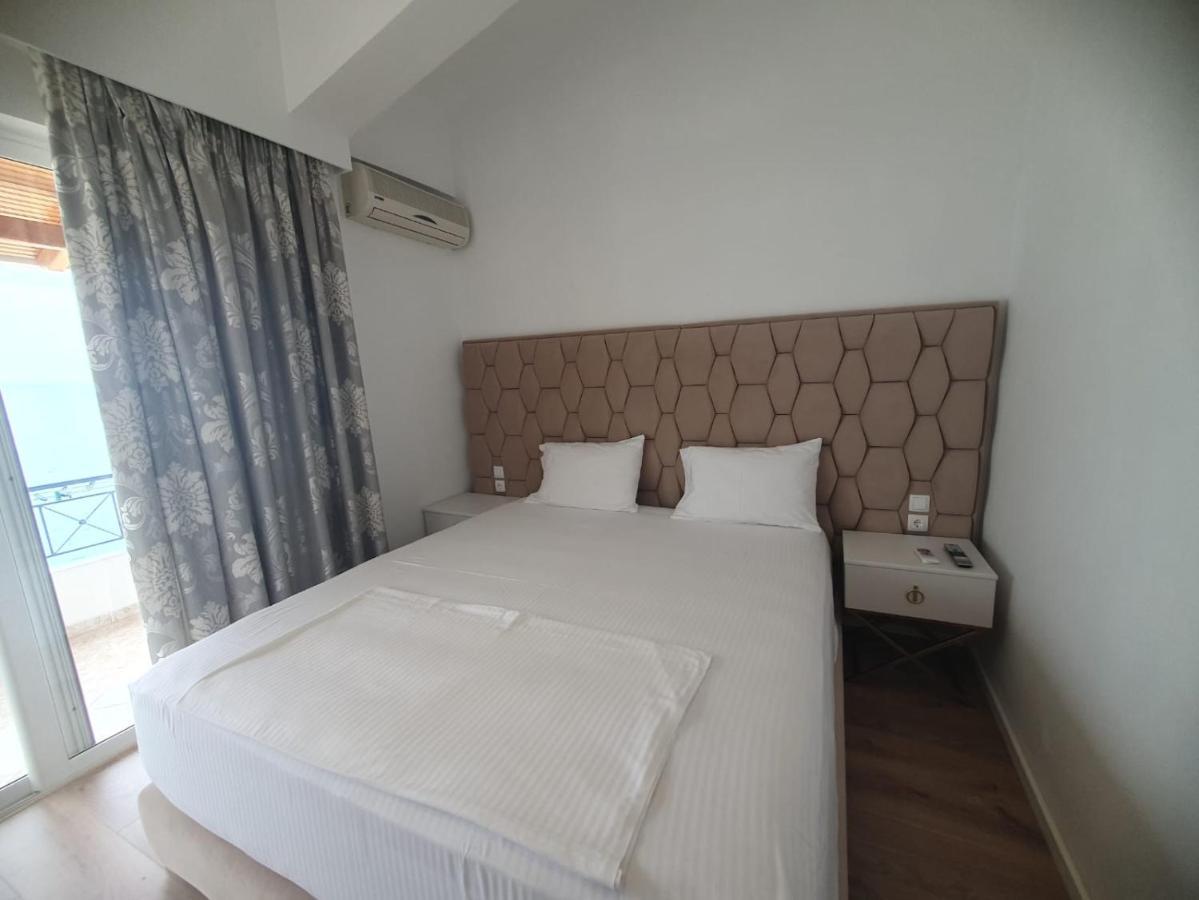 Murati Suites Sarande Bagian luar foto